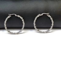 Oorringen &acirc;&euro;&ldquo; RVS Zilverkleur Twisted Design (30mm of 40mm) - 40mm -