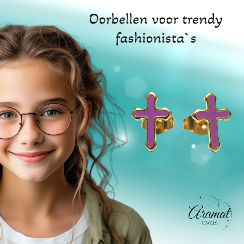 Goudkleurige Kruisjes Oorbellen Met Emaille Afwerking - Licht Roze -