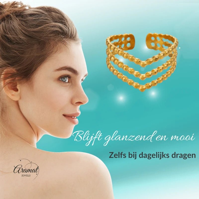 Brede Stalen verstelbare ring -V shape met bolletjes motief - Zilverkleur -