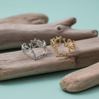 Open Ring Hartjes Schakel met Bolletjes Versiering (RVS Verstelbaar) - Zilverkleur -