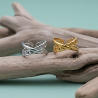 Open Ring Gekruist Motief: Glad en Schakel (RVS Verstelbaar) - Goudkleur -