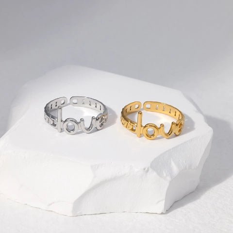 Open Ring Schakel Motief met Love Letters (8 mm Verstelbaar) - Goudkleur -