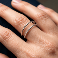 Verstelbare RVS Ring met Dubbele Bolletjeslijn (7 mm) - Goudkleur -