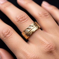 Verstelbare RVS Ring met Veertje Motief - (8 mm) - Goudkleur -