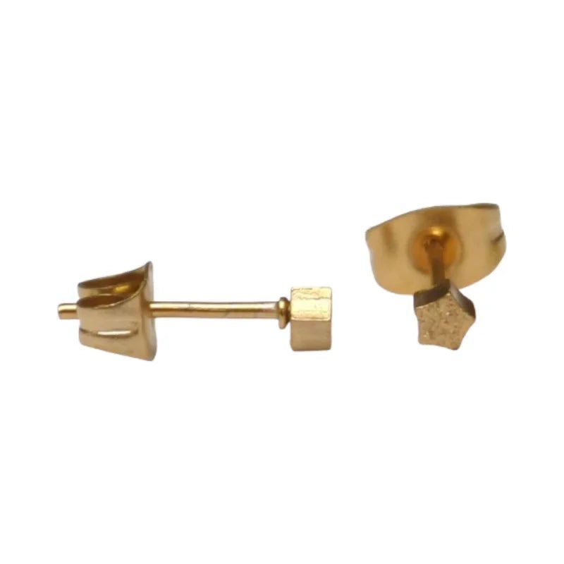 RVS Ster Oorbellen Diverse Kleuren - Verjaardag Cadeau Oorstekers - 3mm / Goudkleurig Sandblasted -